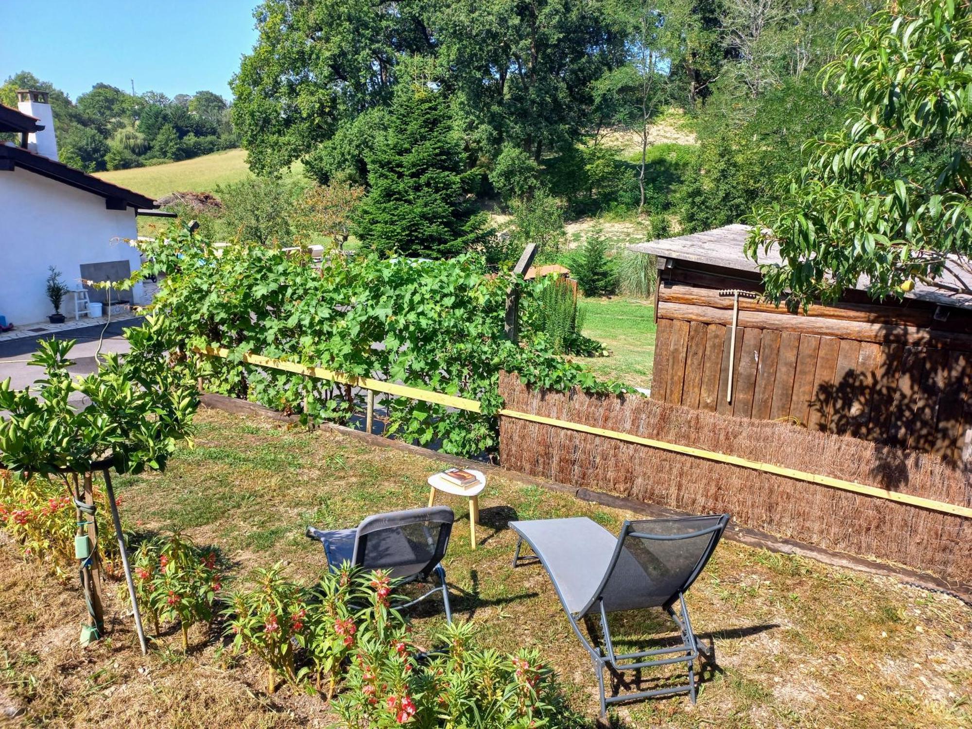 La Casa Bed&Breakfast Entree Independante 26M2 Calme Proche De Tout Wifi Parking Prive Jardin Terrasse Urrugne Exterior photo